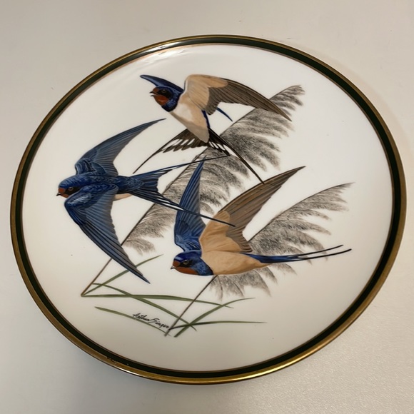 Wedgewood  Franklin Porcelain - Songbirds of the World - Barn Swallow - Picture 4 of 4
